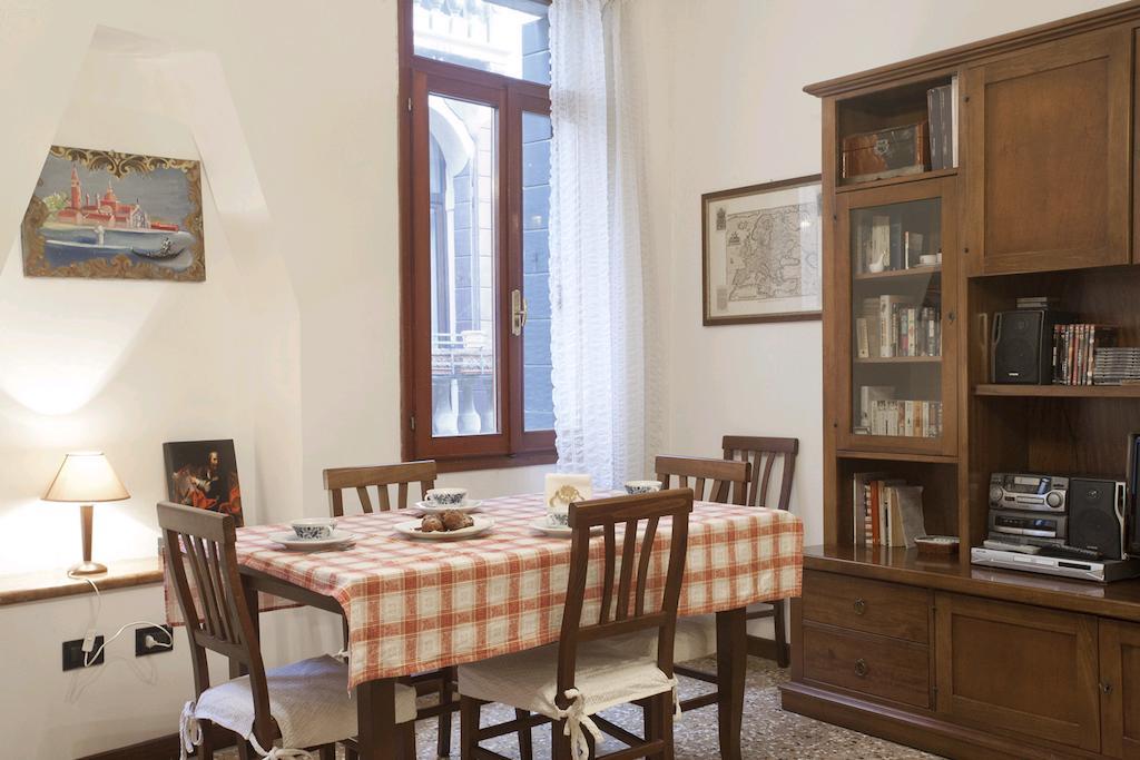 Locappart San Polo Venedig Exteriör bild